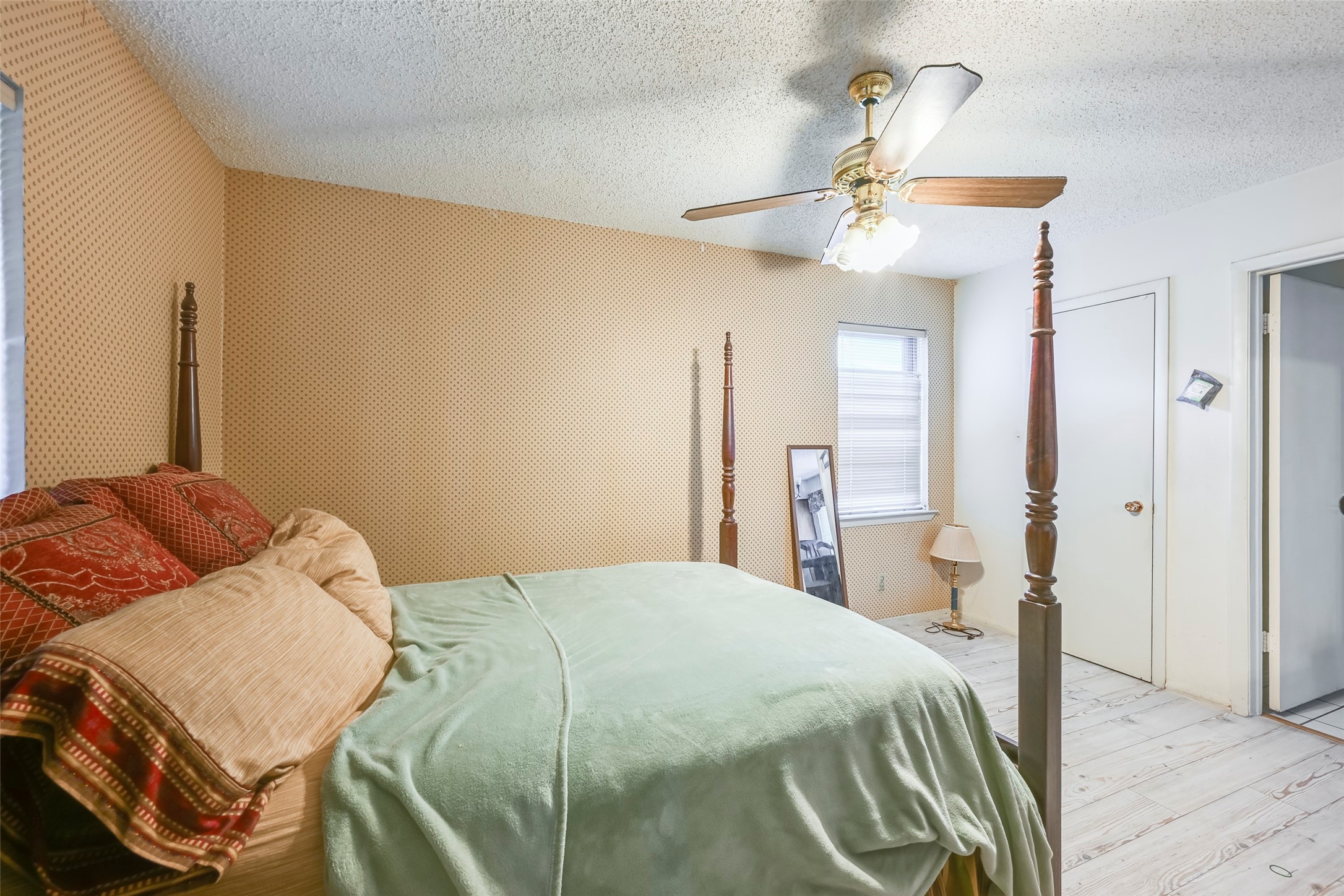 1700 Chip N Dale Drive Arlington TX 76012