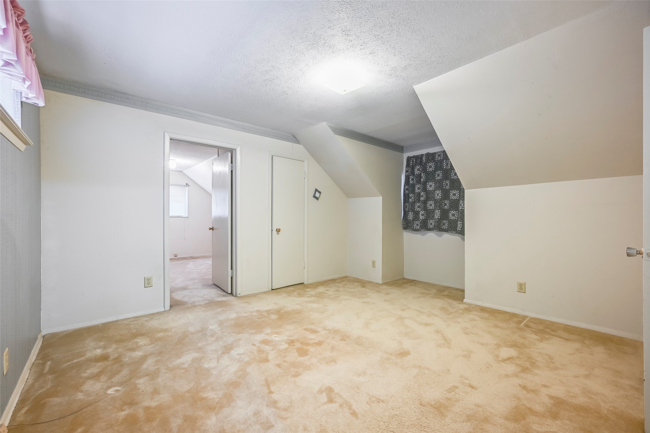 1700 Chip N Dale Drive Arlington TX 76012