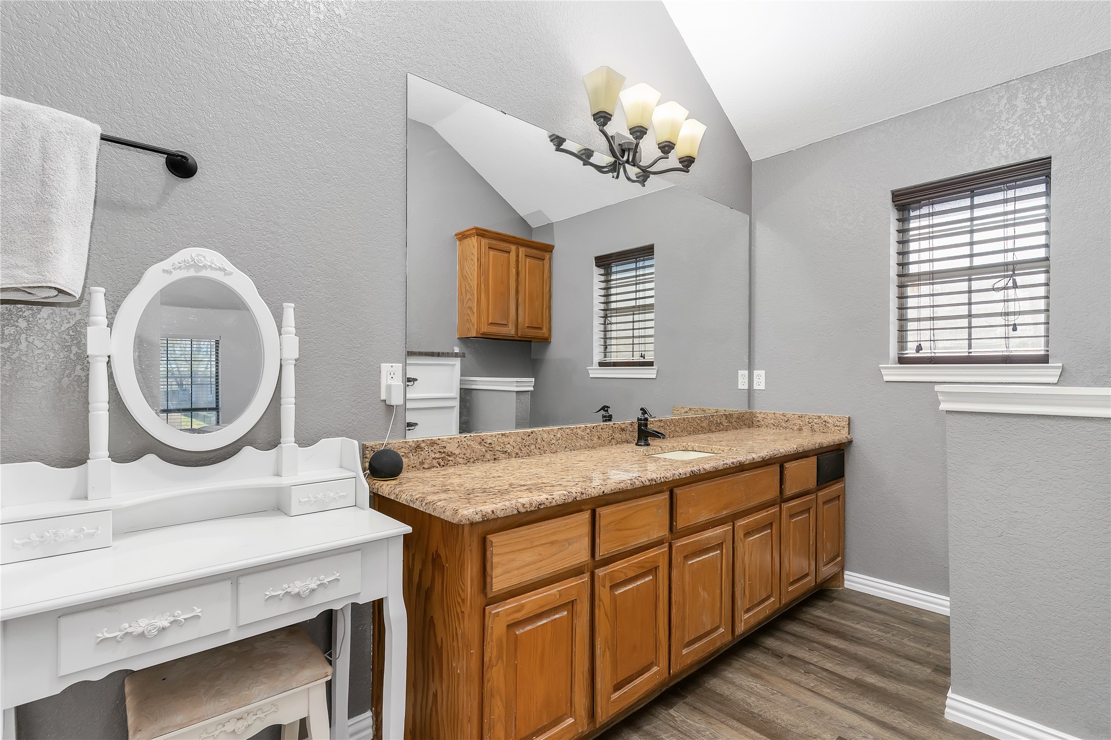 803 Green Street Rio Vista TX 76093