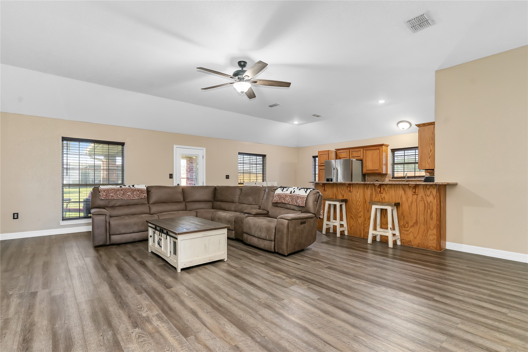 803 Green Street Rio Vista TX 76093