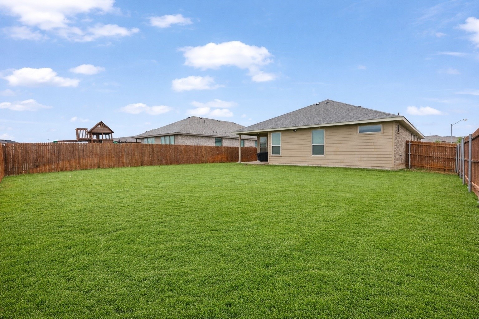 1406 Pleasanton Road Cleburne TX 76033