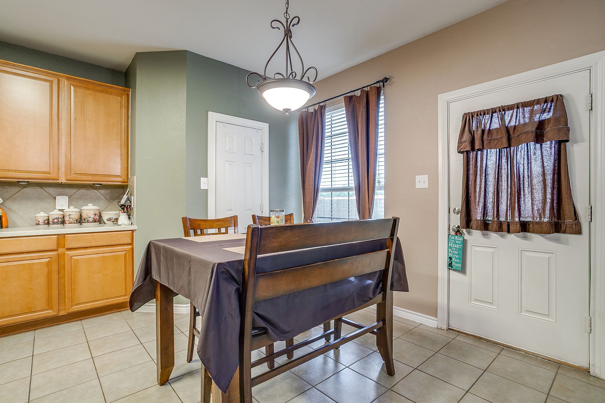 1607 Willow Lane Cedar Hill TX 75104