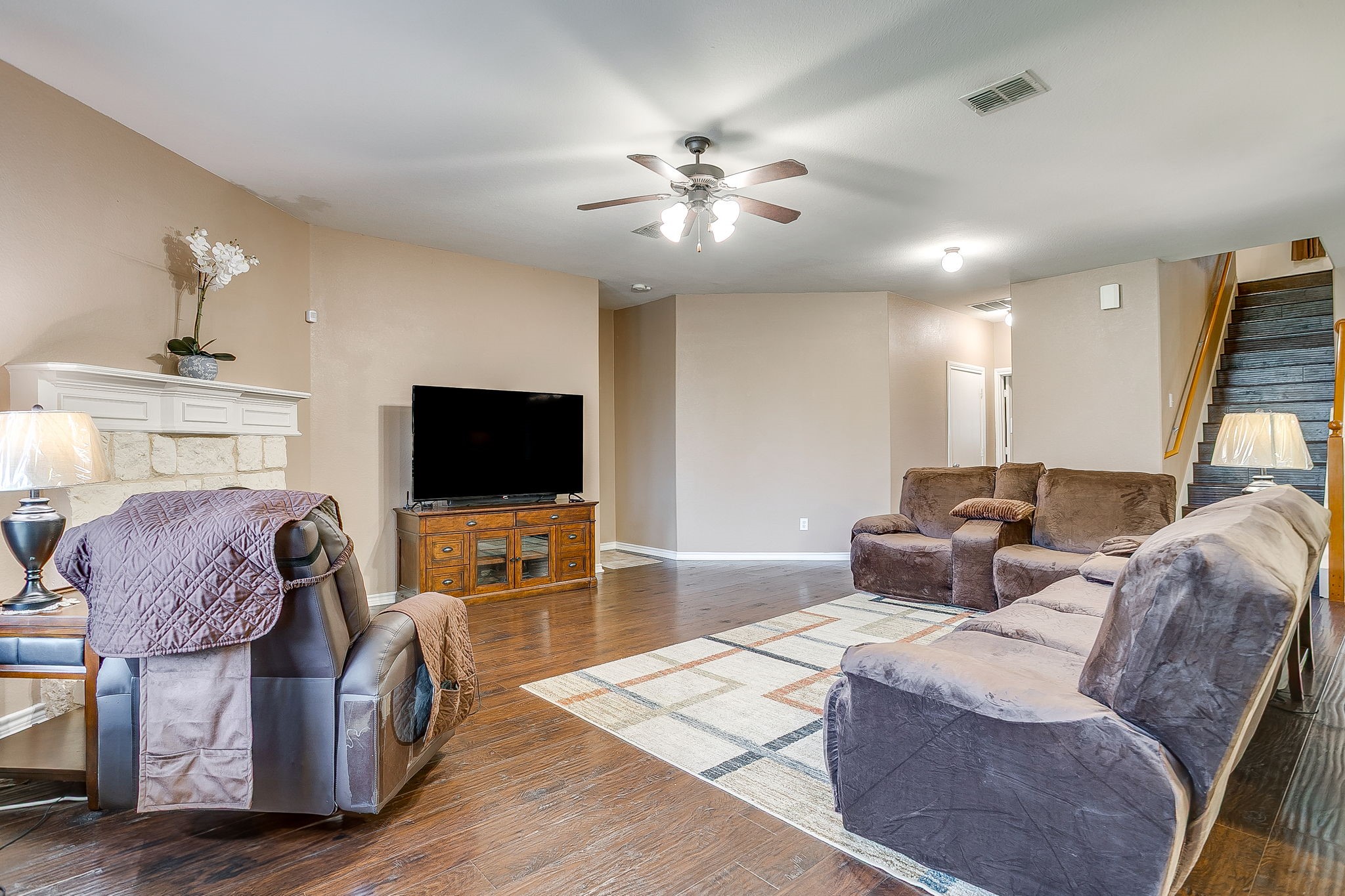 1607 Willow Lane Cedar Hill TX 75104