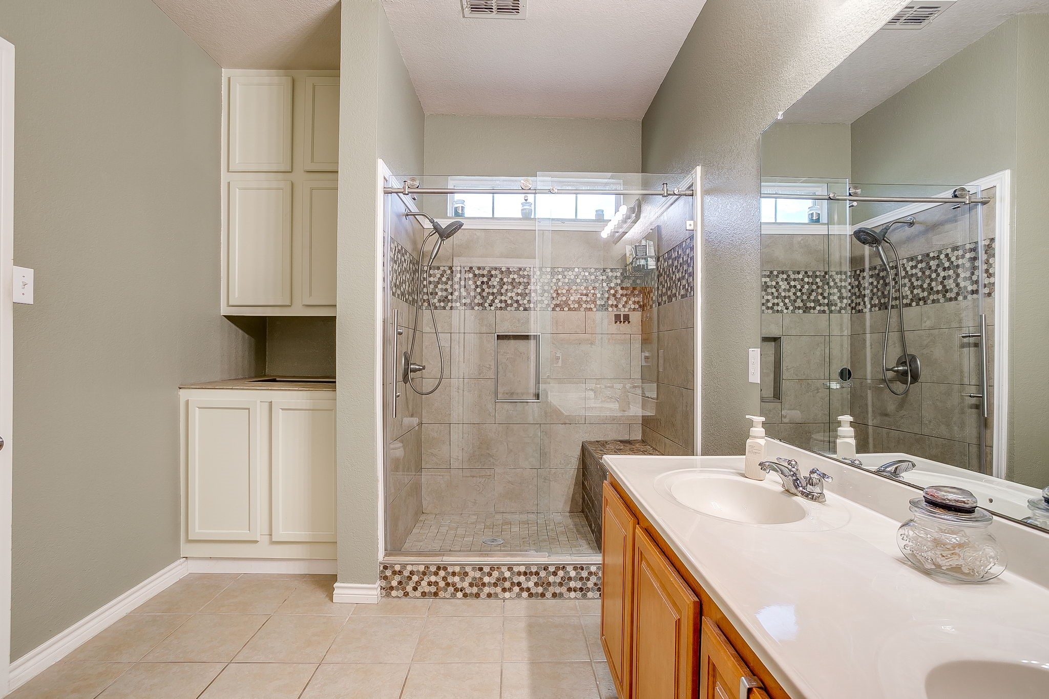 1607 Willow Lane Cedar Hill TX 75104