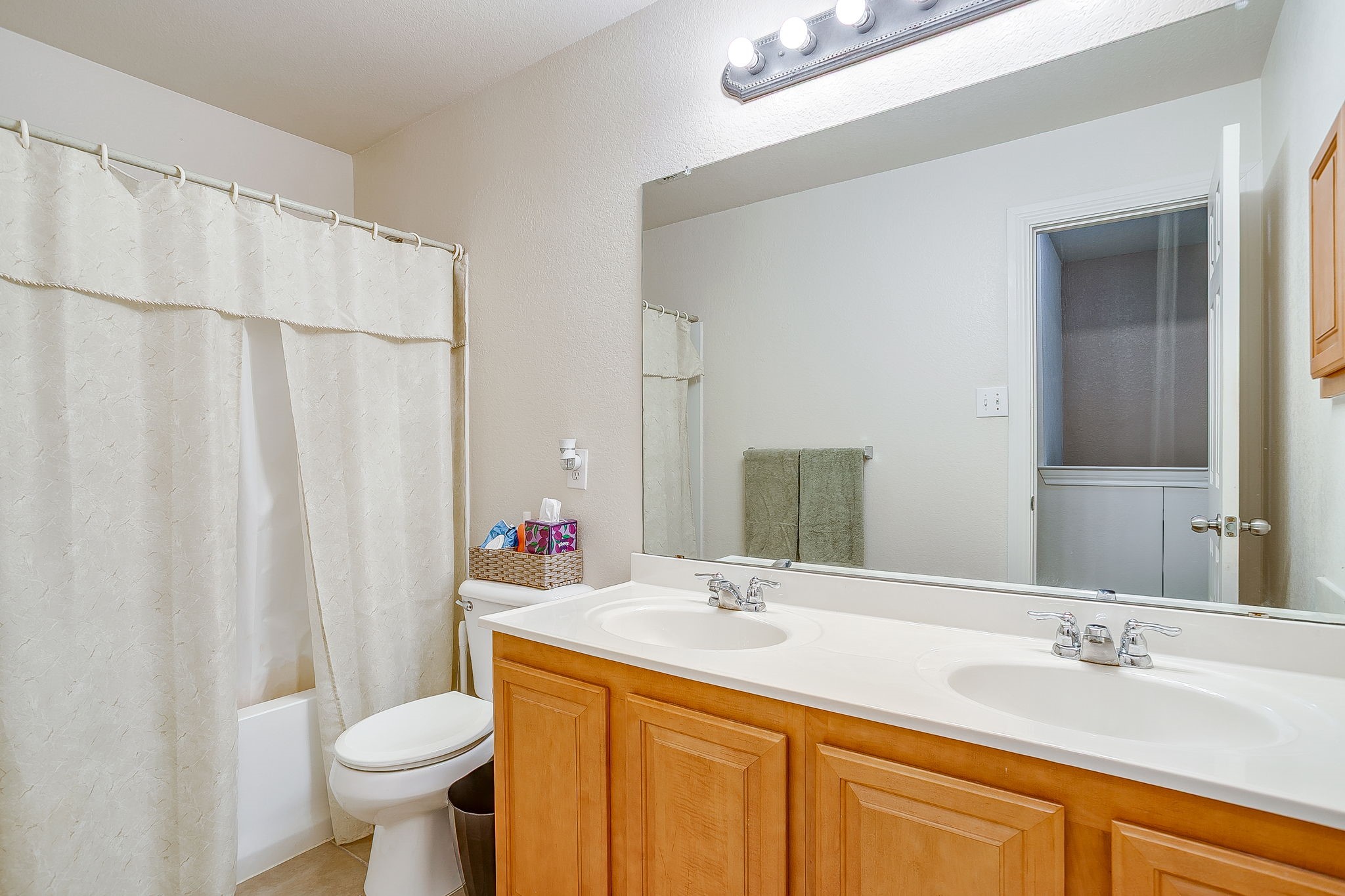 1607 Willow Lane Cedar Hill TX 75104