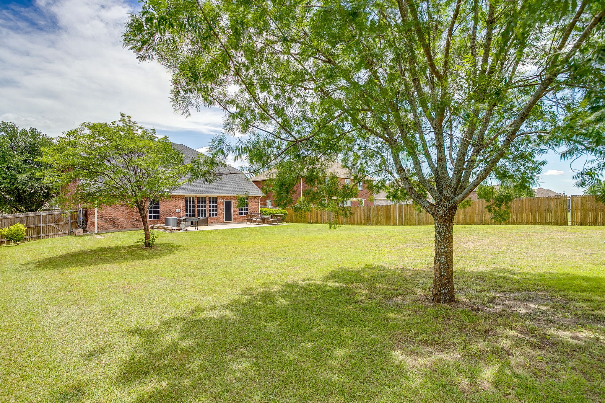 1607 Willow Lane Cedar Hill TX 75104
