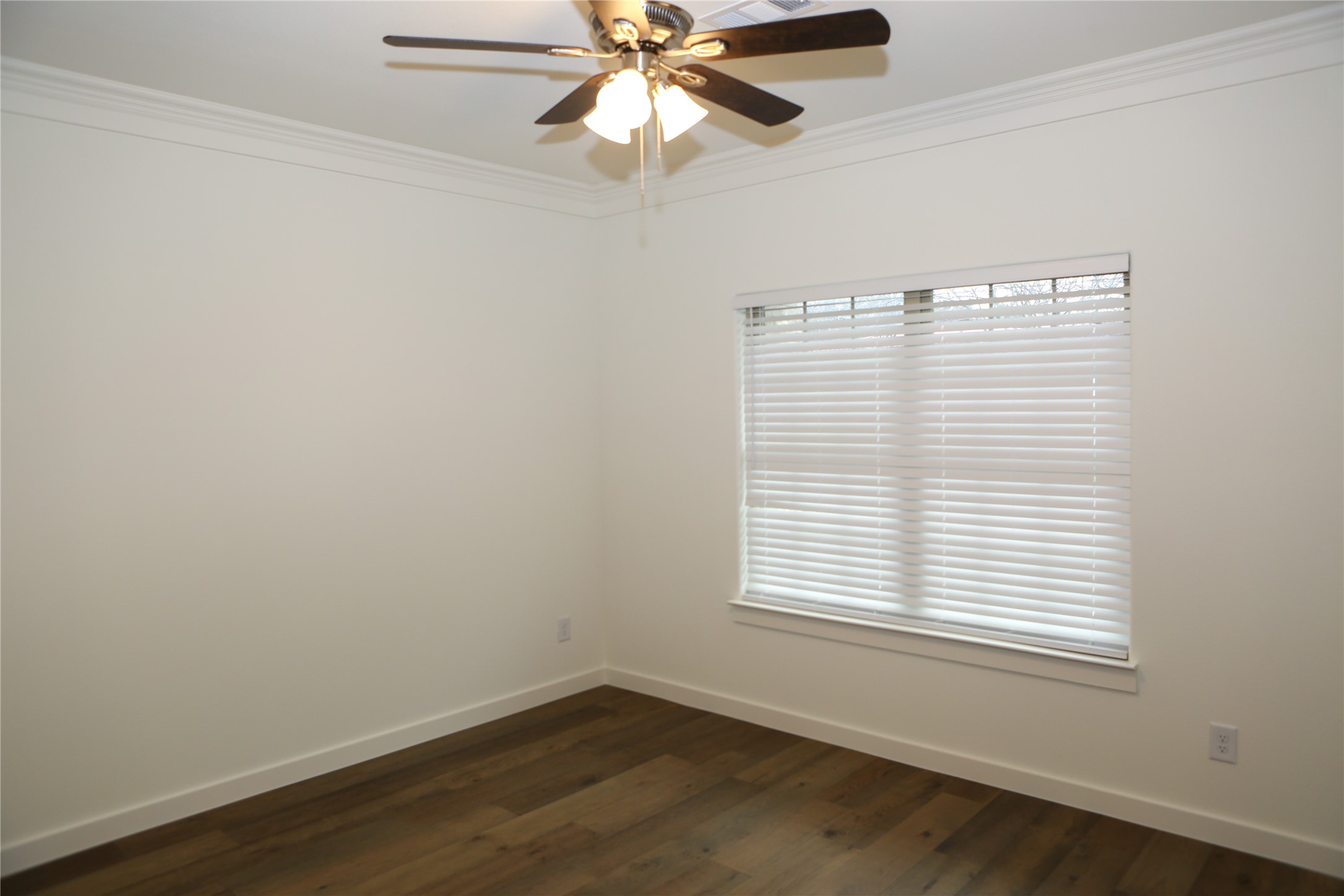1403 Jefferson Street Bowie TX 76230