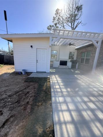 1403 Jefferson Street Bowie TX 76230