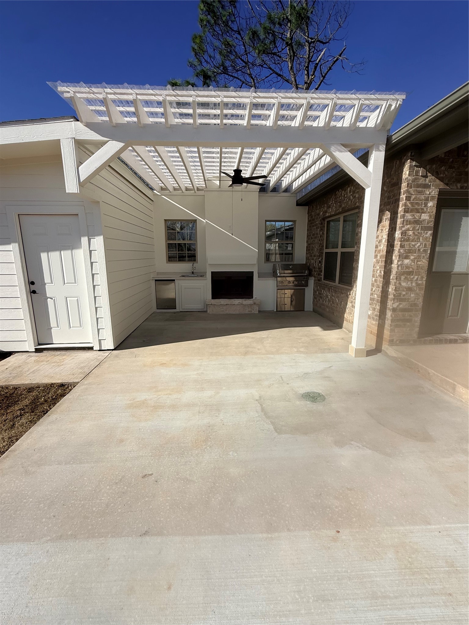 1403 Jefferson Street Bowie TX 76230