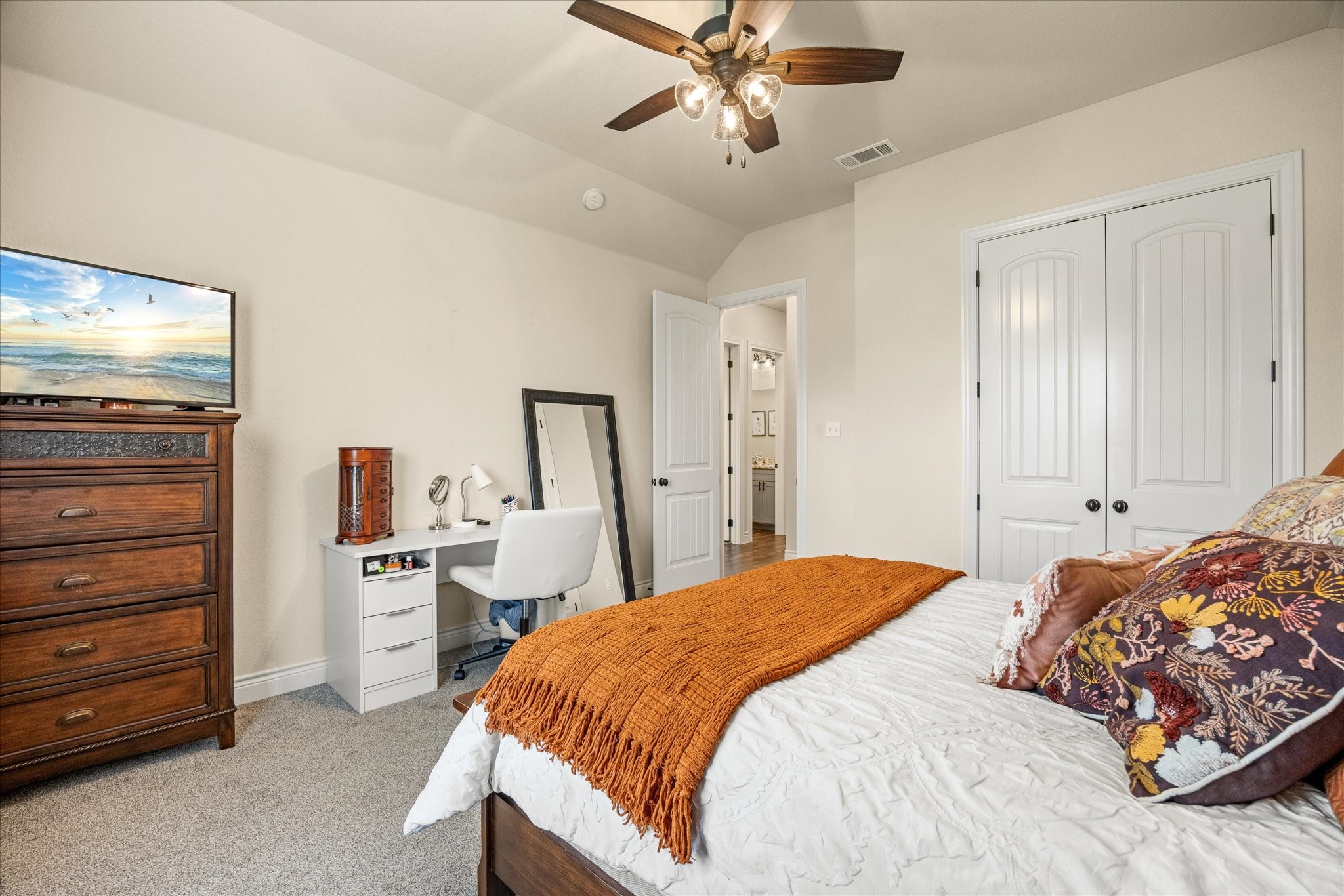 100 Knob Court Springtown TX 76082