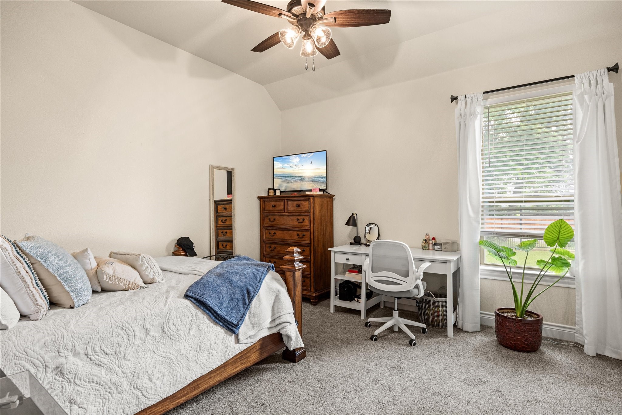 100 Knob Court Springtown TX 76082