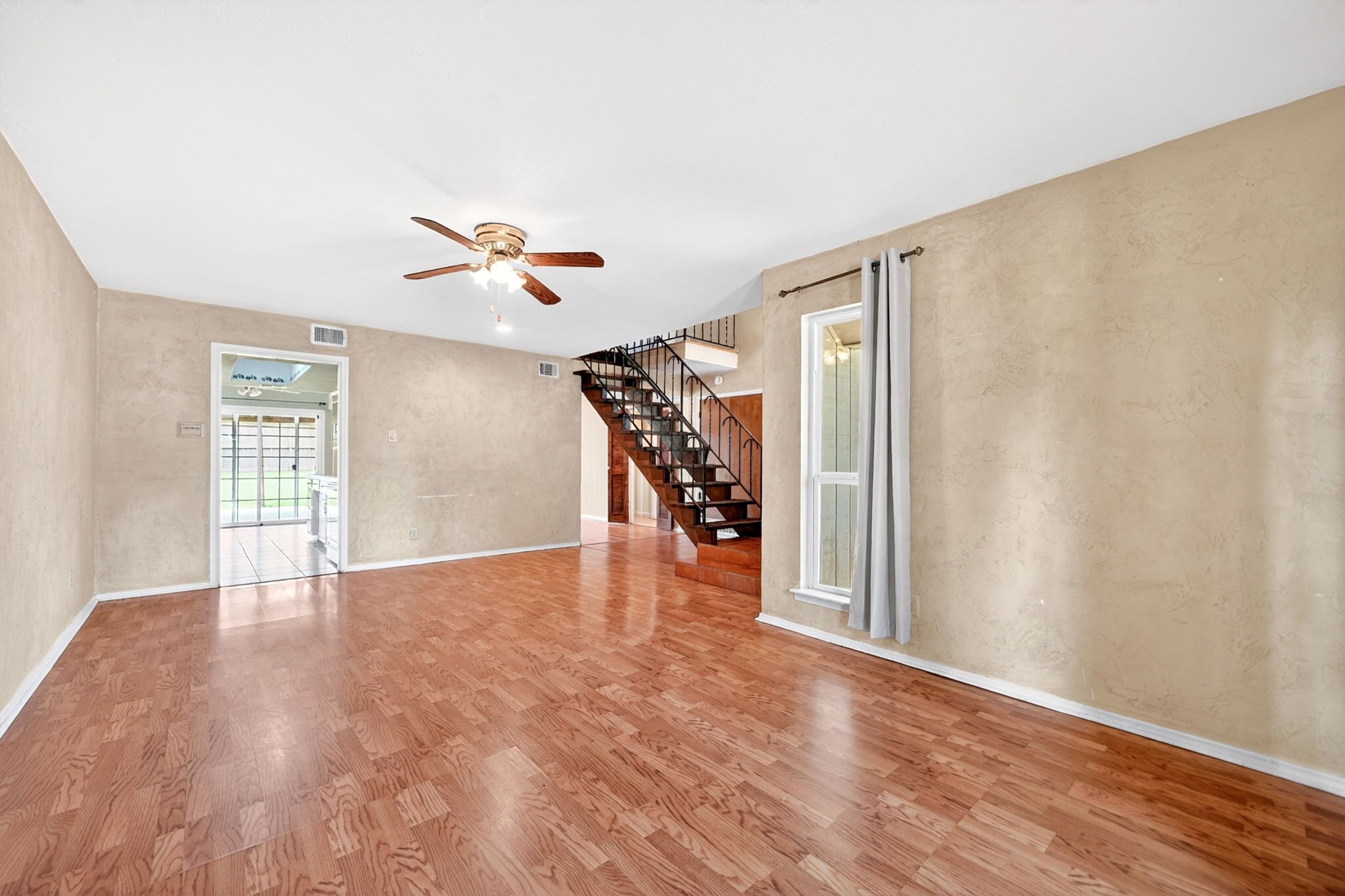 4037 Treeline Drive Dallas TX 75224