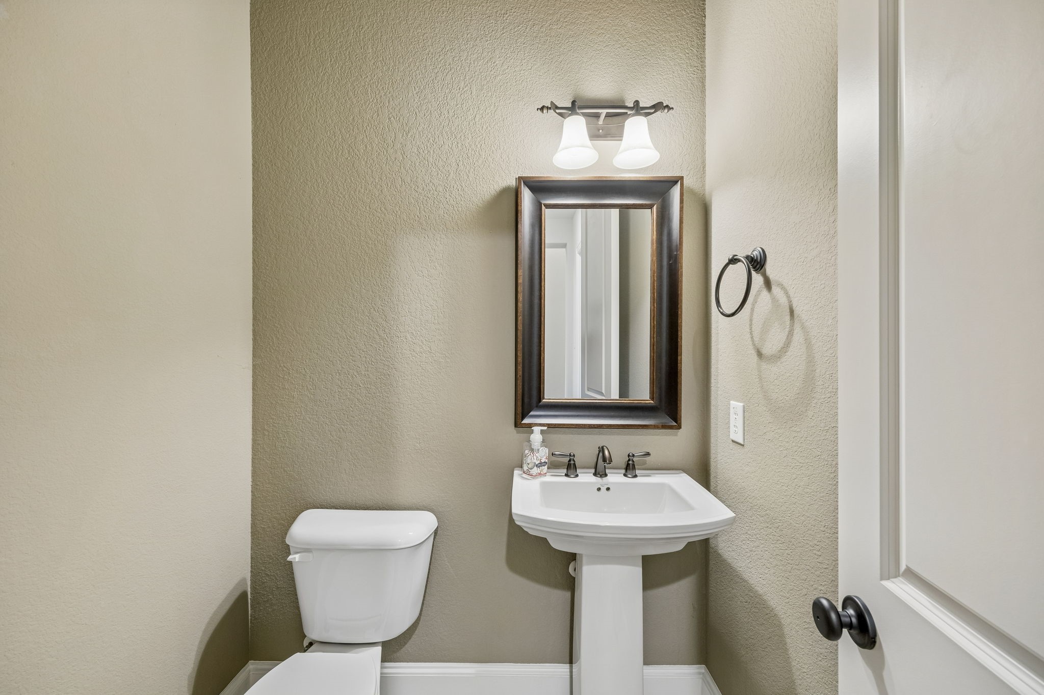 7433 Rockyford Drive Frisco TX 75035