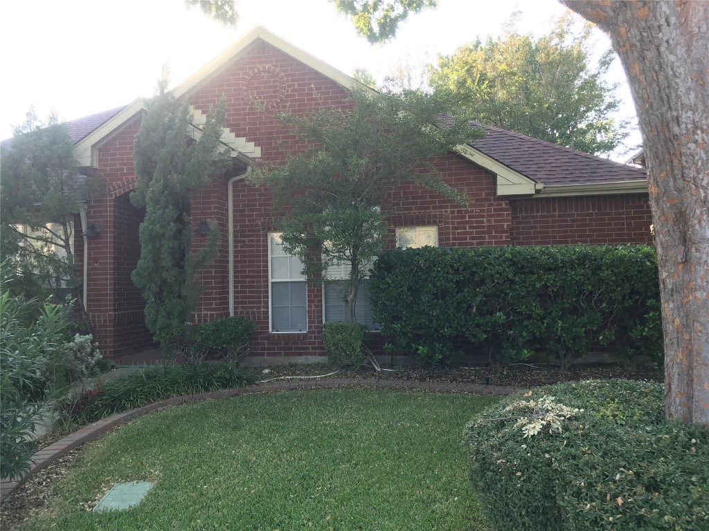 912 Hawthorne Drive Lewisville TX 75077