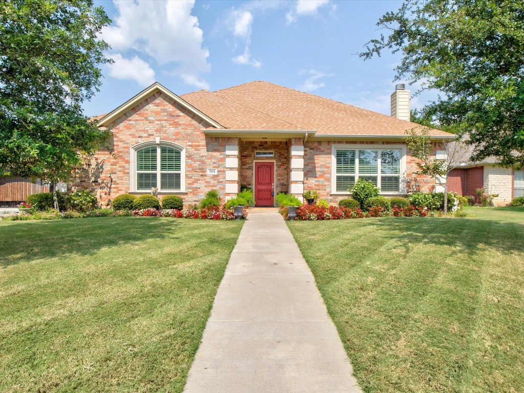 705 Meadow View Drive Cleburne TX 76033