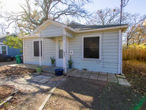 2705 N Locust Street Denton TX 76209
