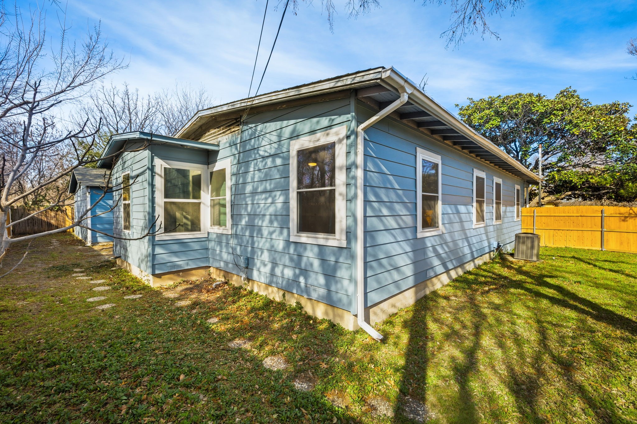 801 Woodleigh Drive Mckinney TX 75069
