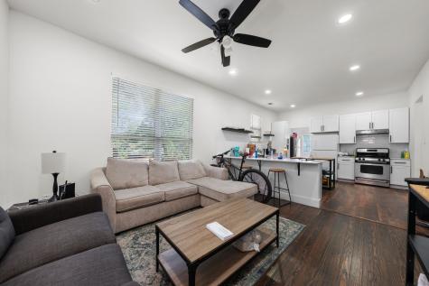 918 Elsbeth Street Dallas TX 75208