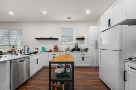 918 Elsbeth Street Dallas TX 75208