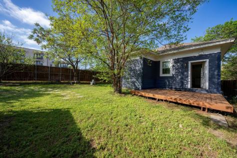 918 Elsbeth Street Dallas TX 75208