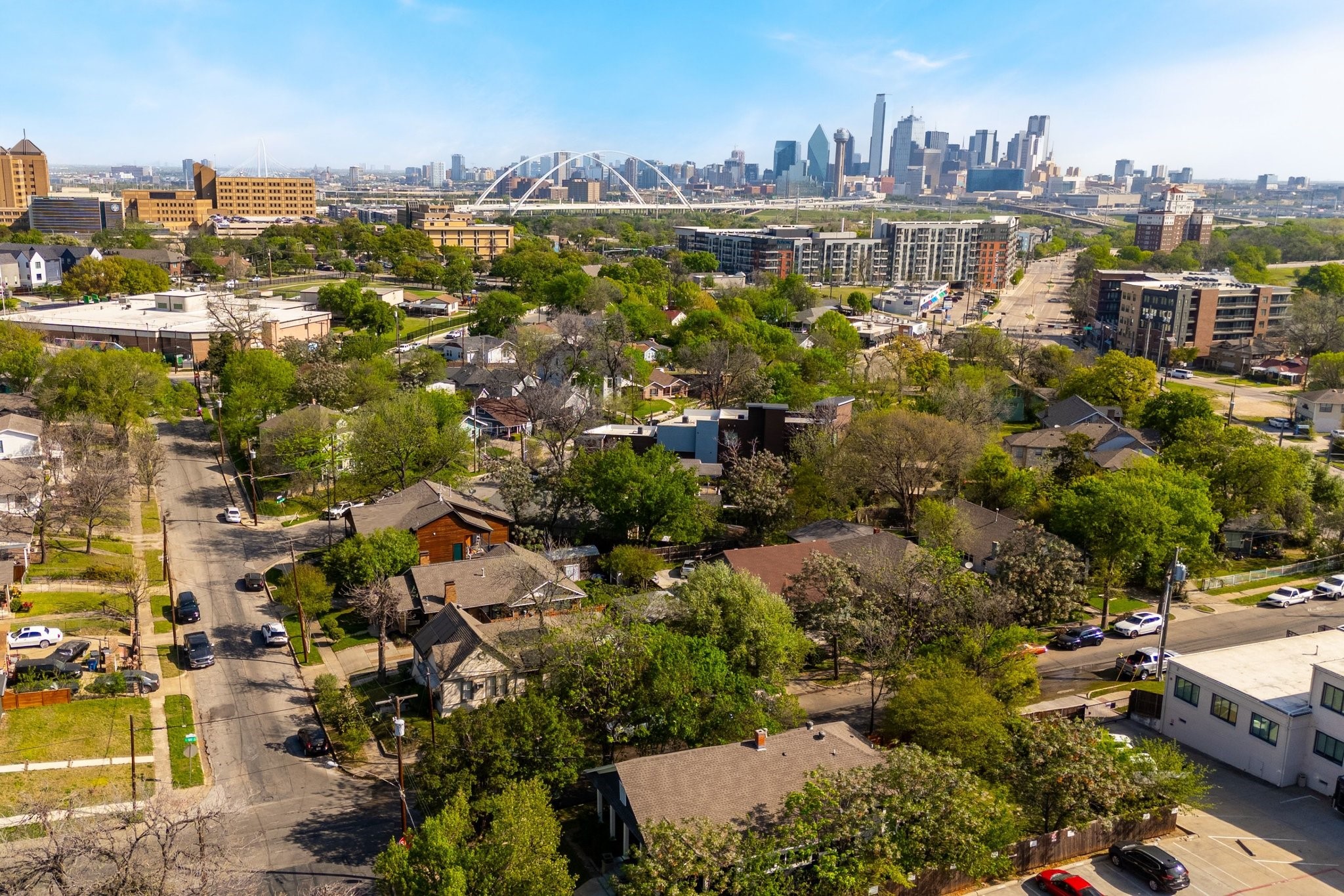 918 Elsbeth Street Dallas TX 75208