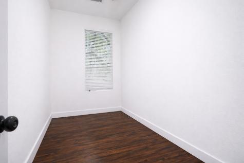 918 Elsbeth Street Dallas TX 75208