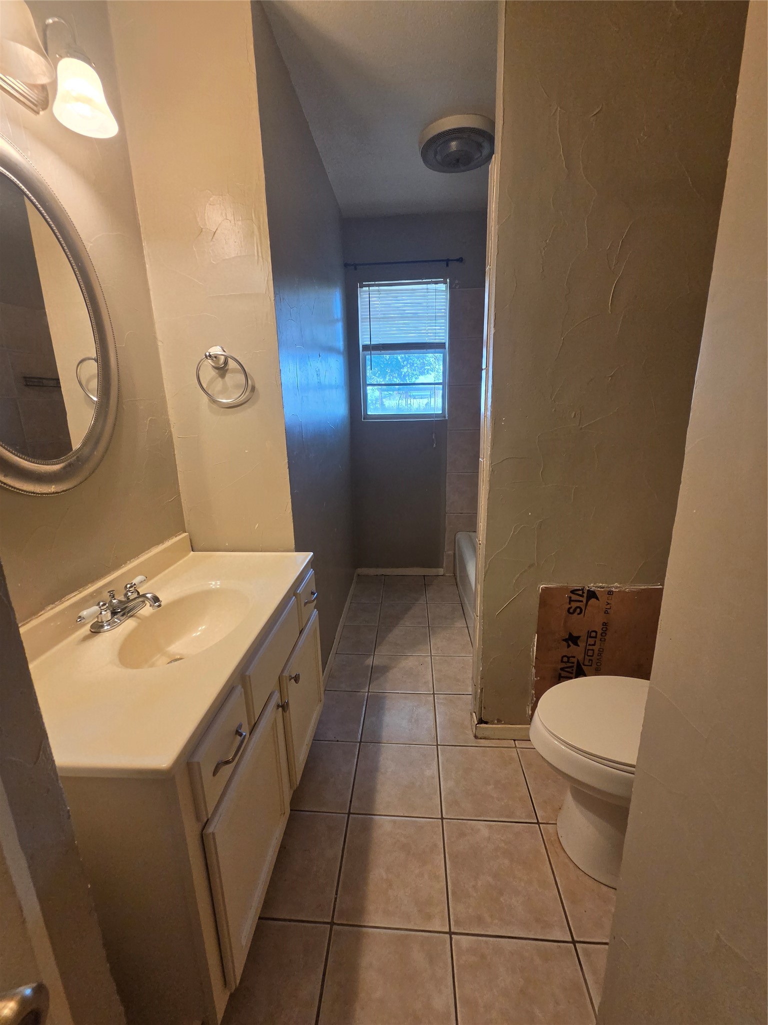 305 School House Road Paradise TX 76073