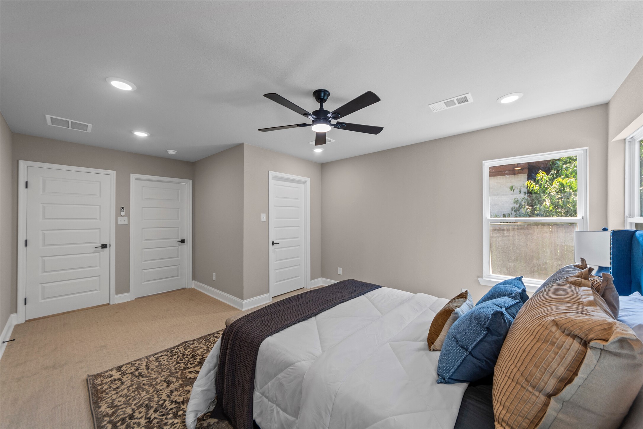 1503 E Lakeview Drive Dallas TX 75216