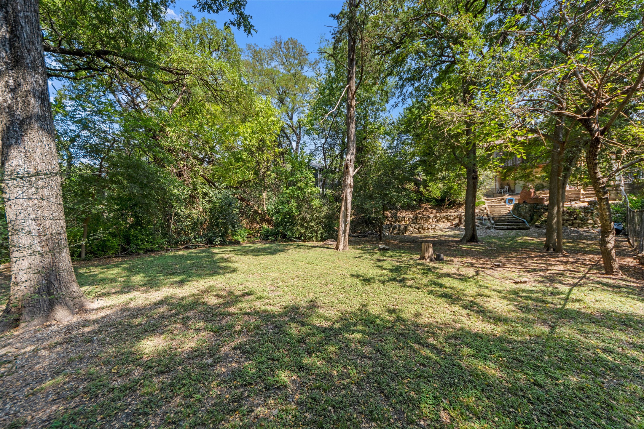 1503 E Lakeview Drive Dallas TX 75216