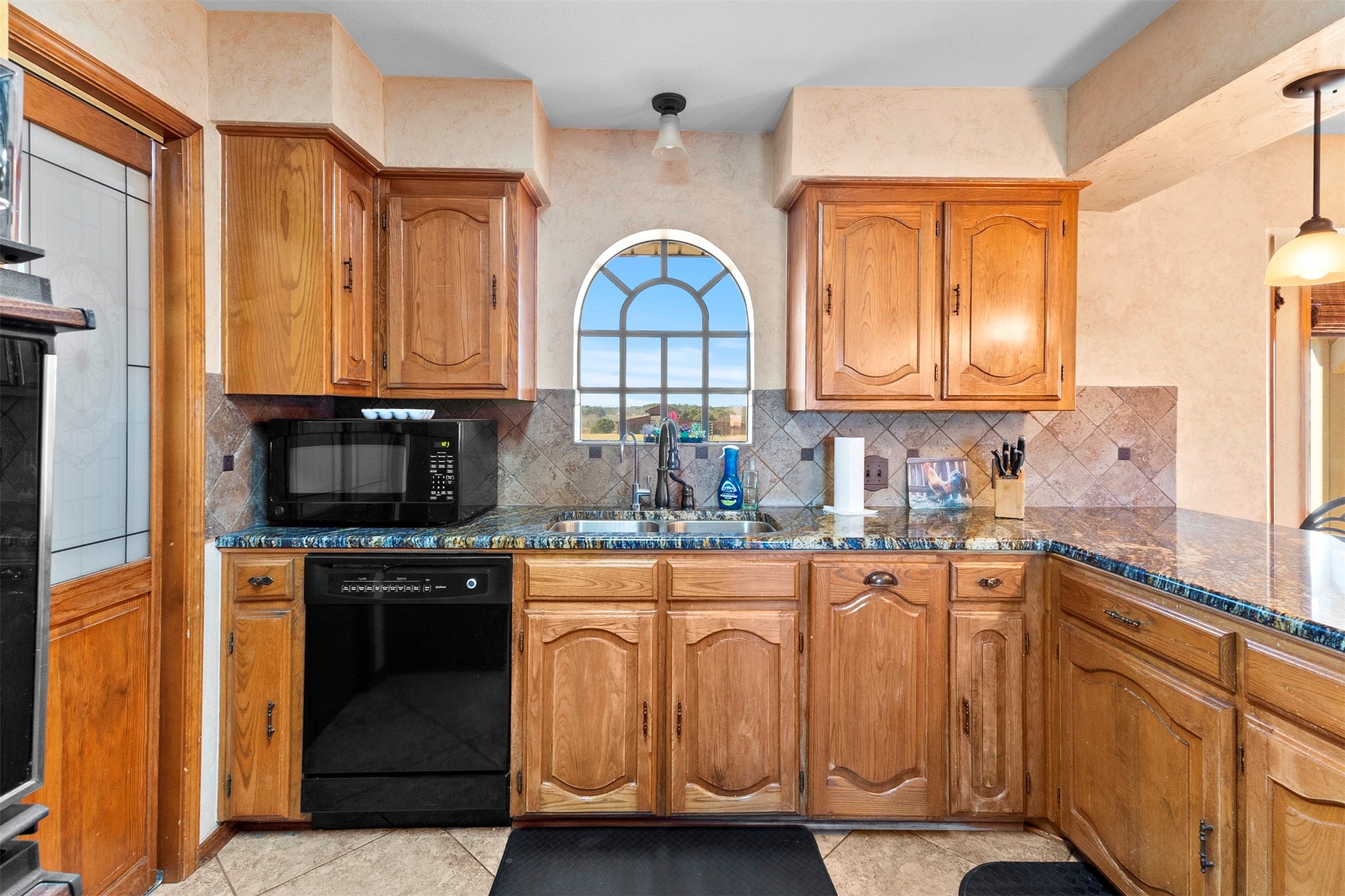 4569 Cr 234 D Henderson TX 75652