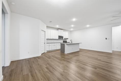4705 Sunny Pathway Haltom City TX 76117