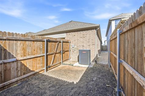 4705 Sunny Pathway Haltom City TX 76117