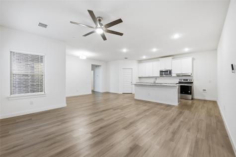 4705 Sunny Pathway Haltom City TX 76117