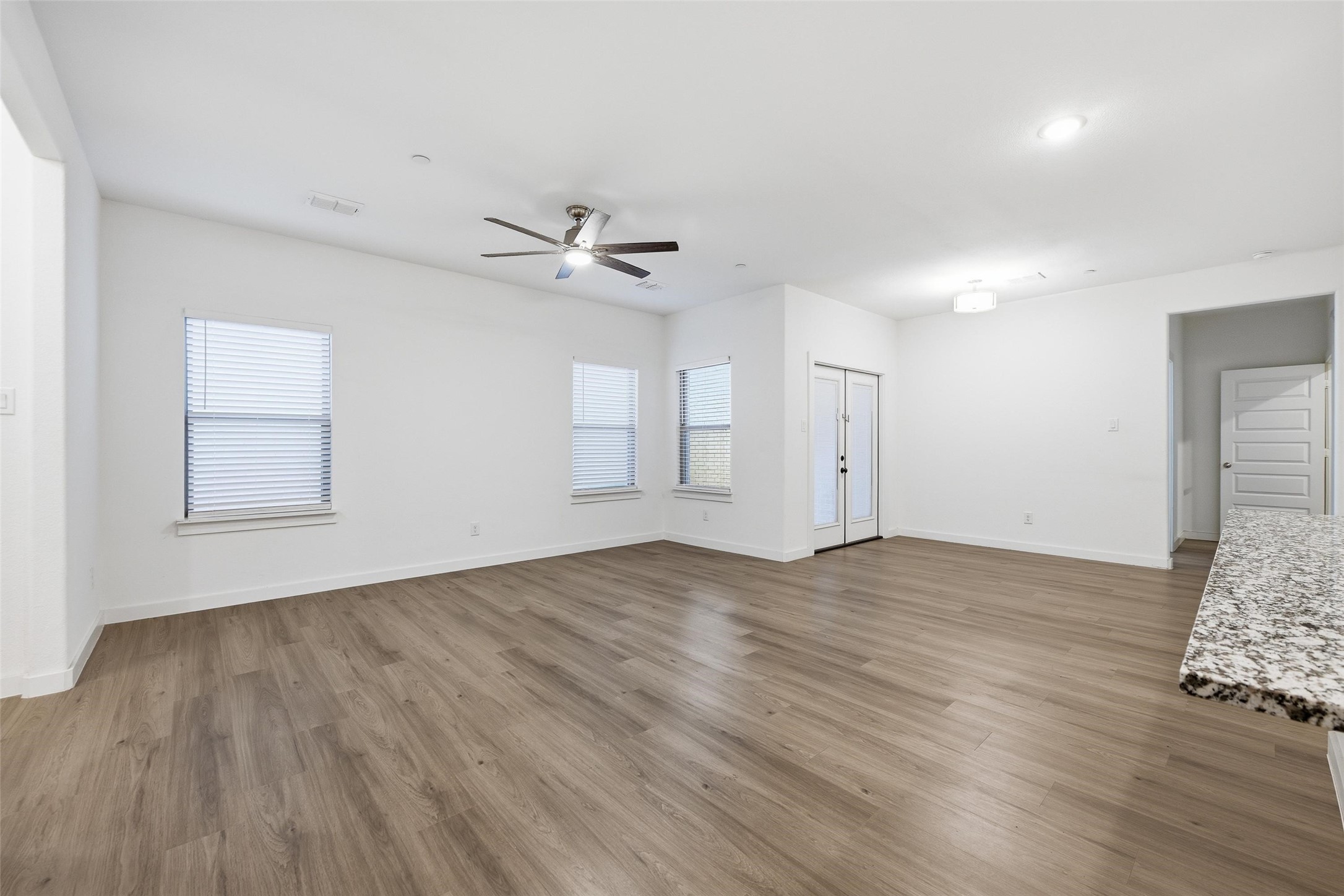 4705 Sunny Pathway Haltom City TX 76117