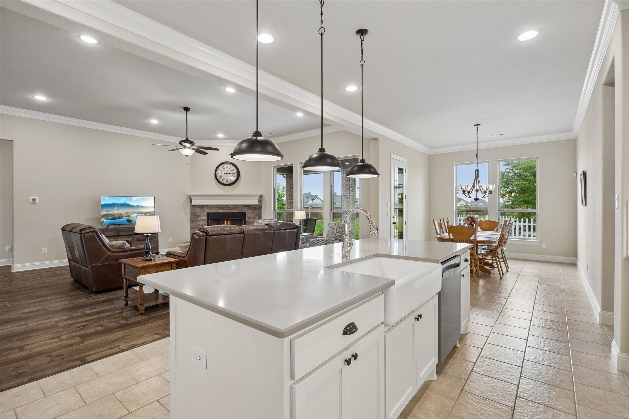 8221 Palmer Lane Waxahachie TX 75167