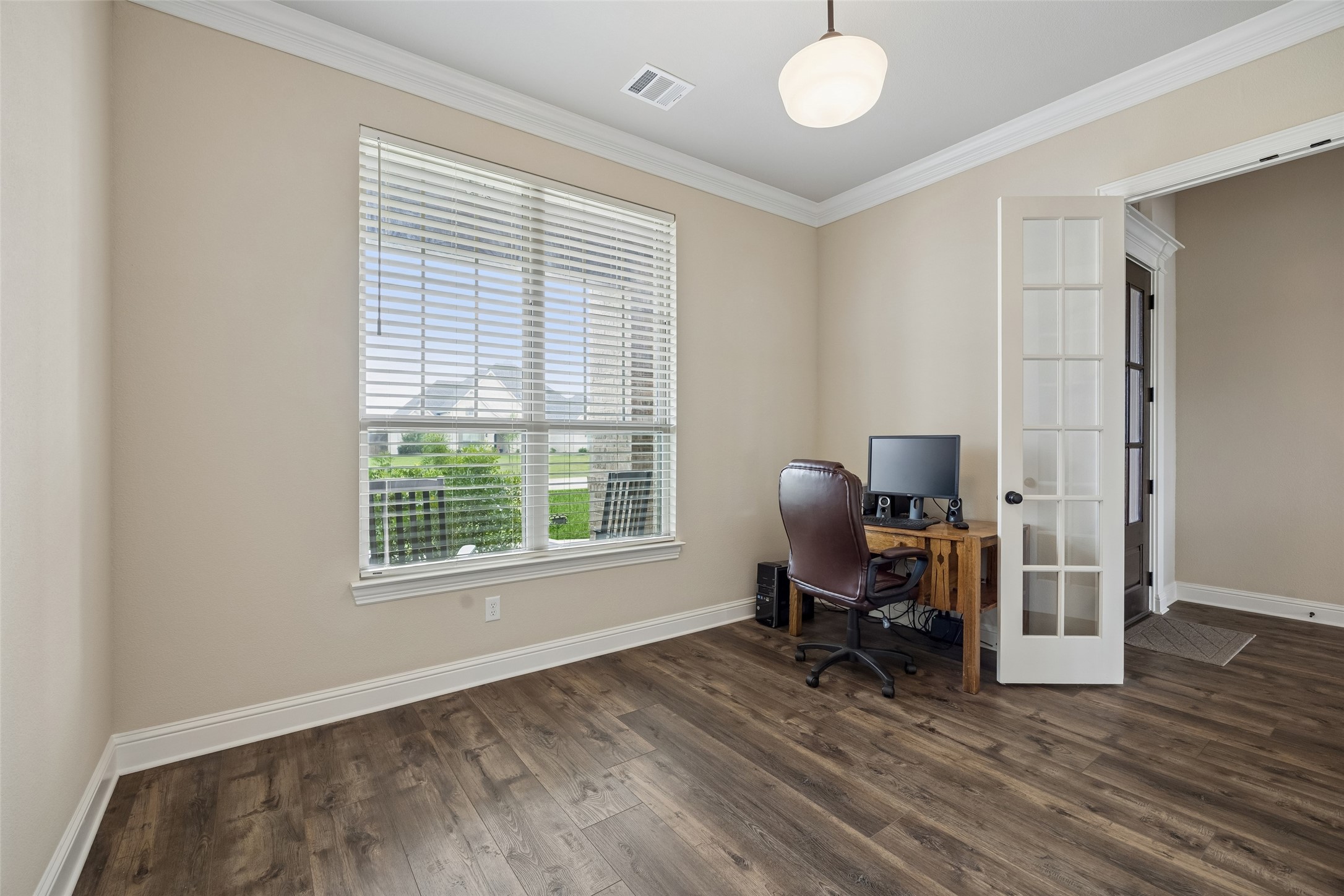 8221 Palmer Lane Waxahachie TX 75167