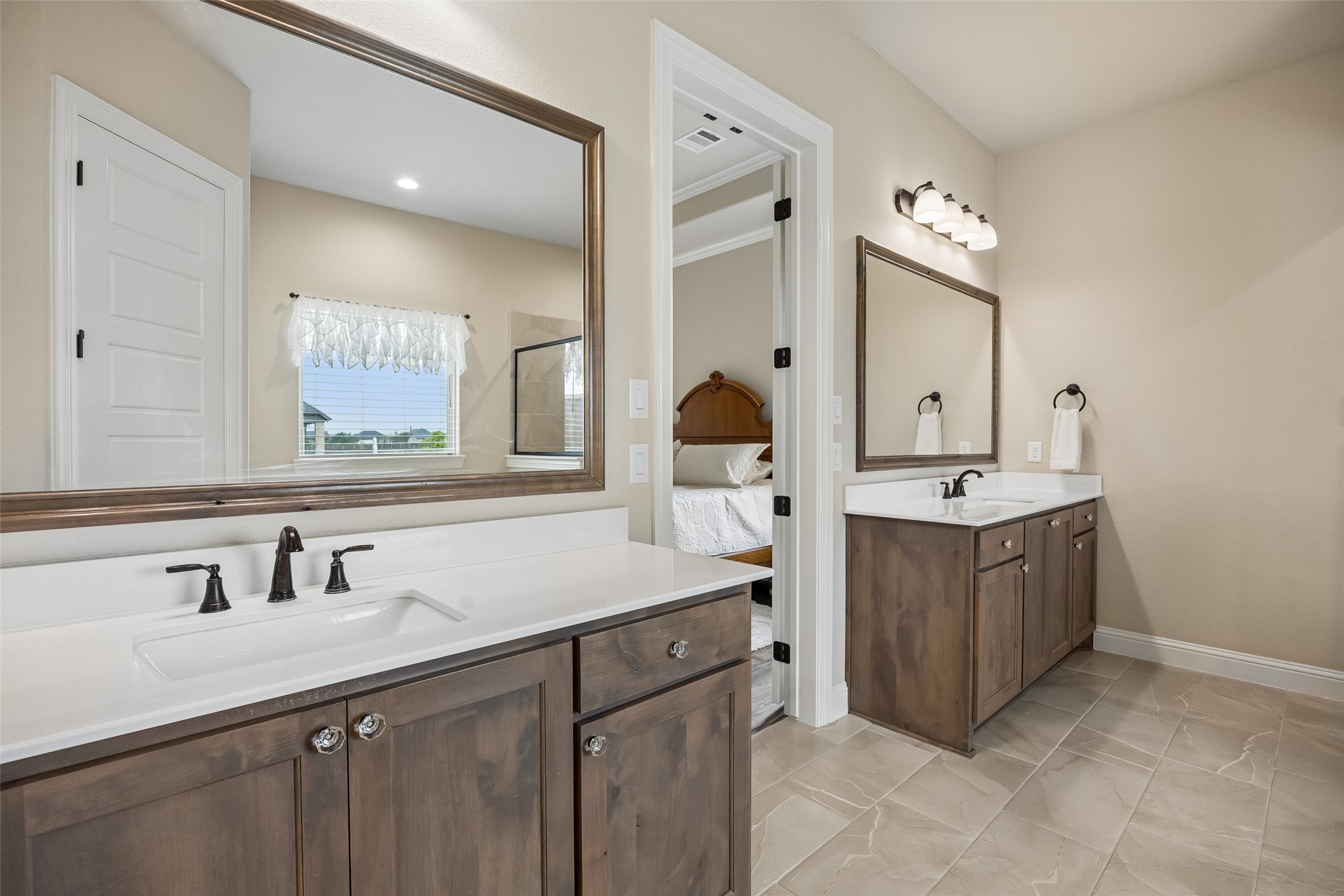 8221 Palmer Lane Waxahachie TX 75167
