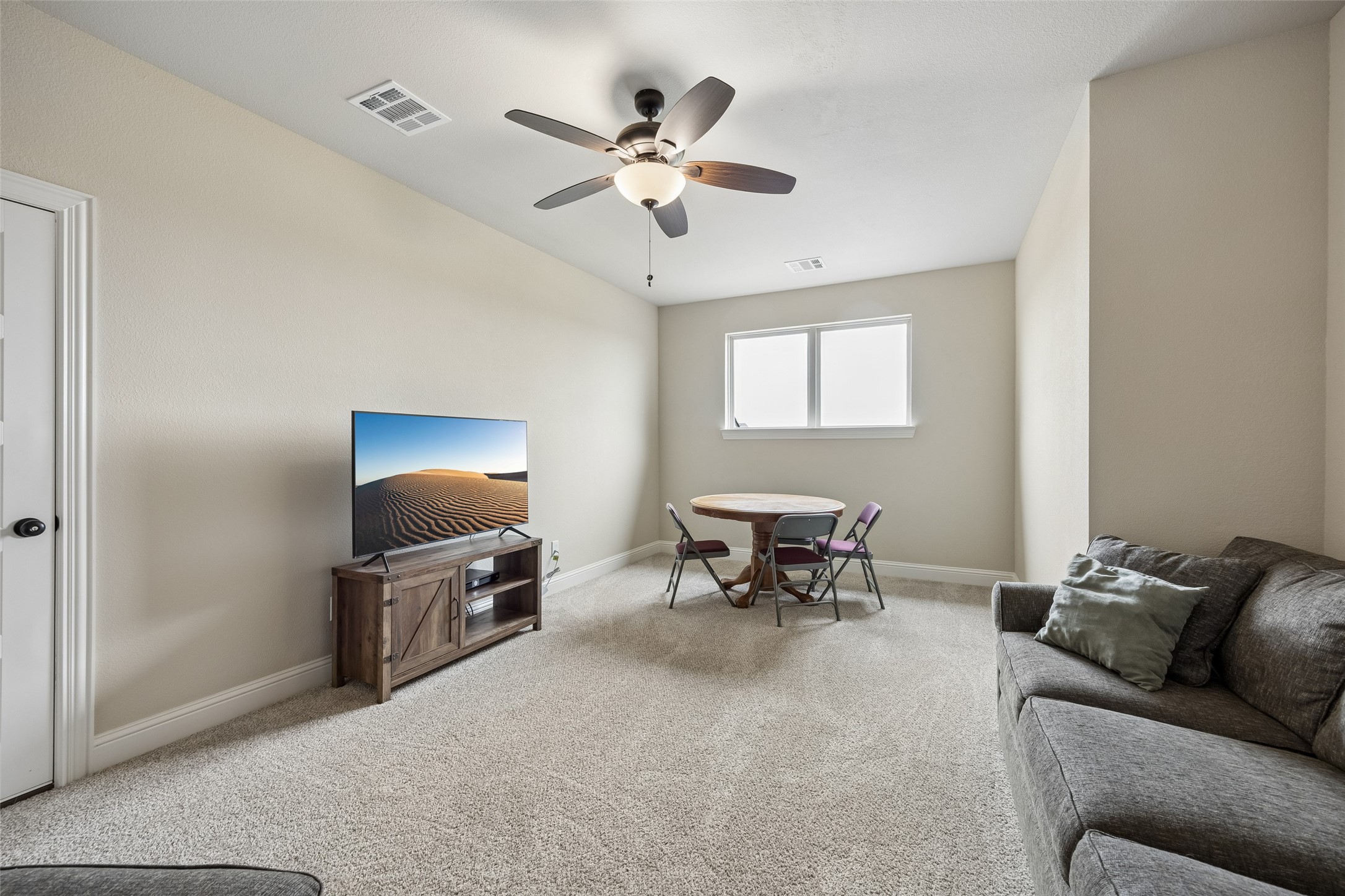 8221 Palmer Lane Waxahachie TX 75167