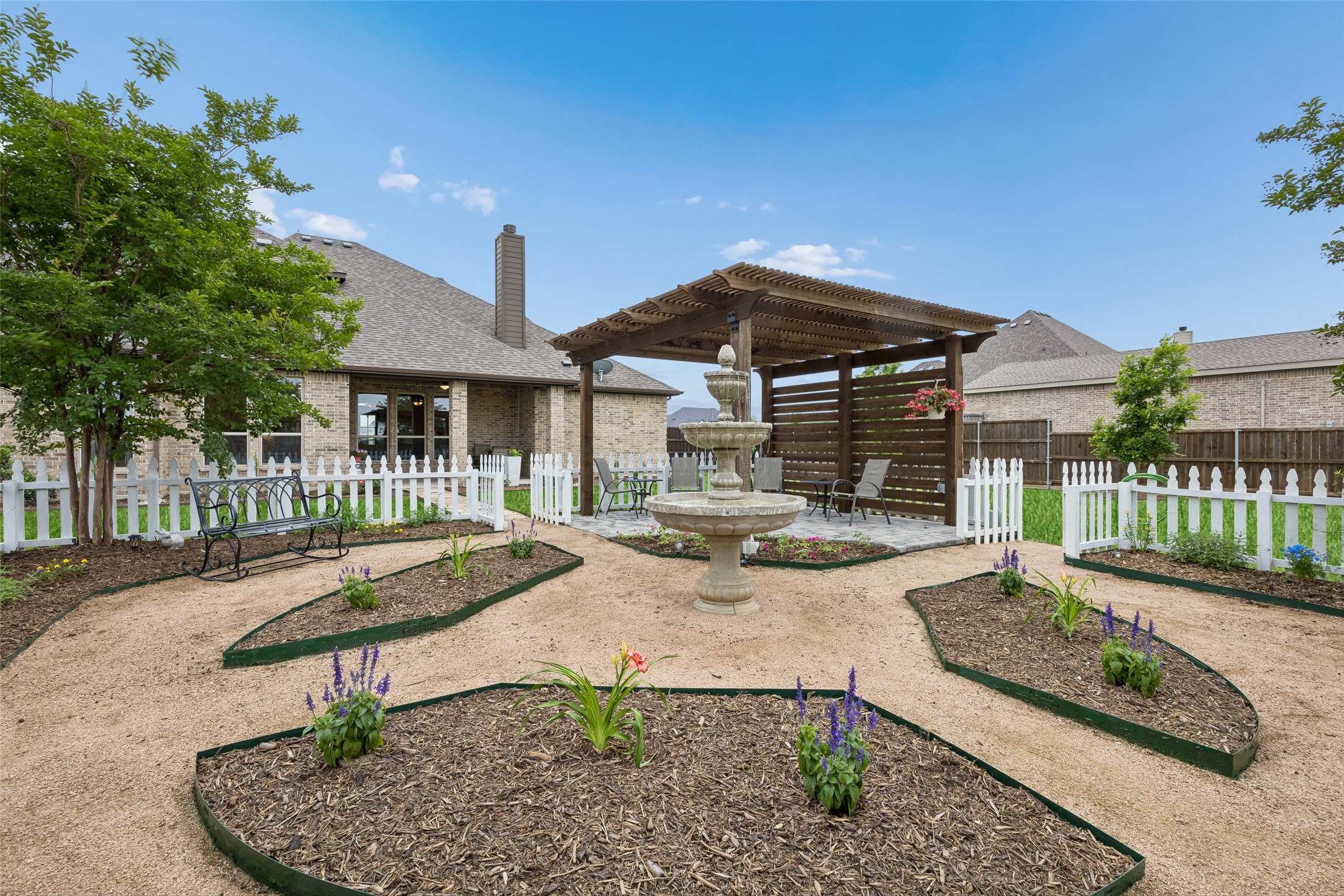 8221 Palmer Lane Waxahachie TX 75167