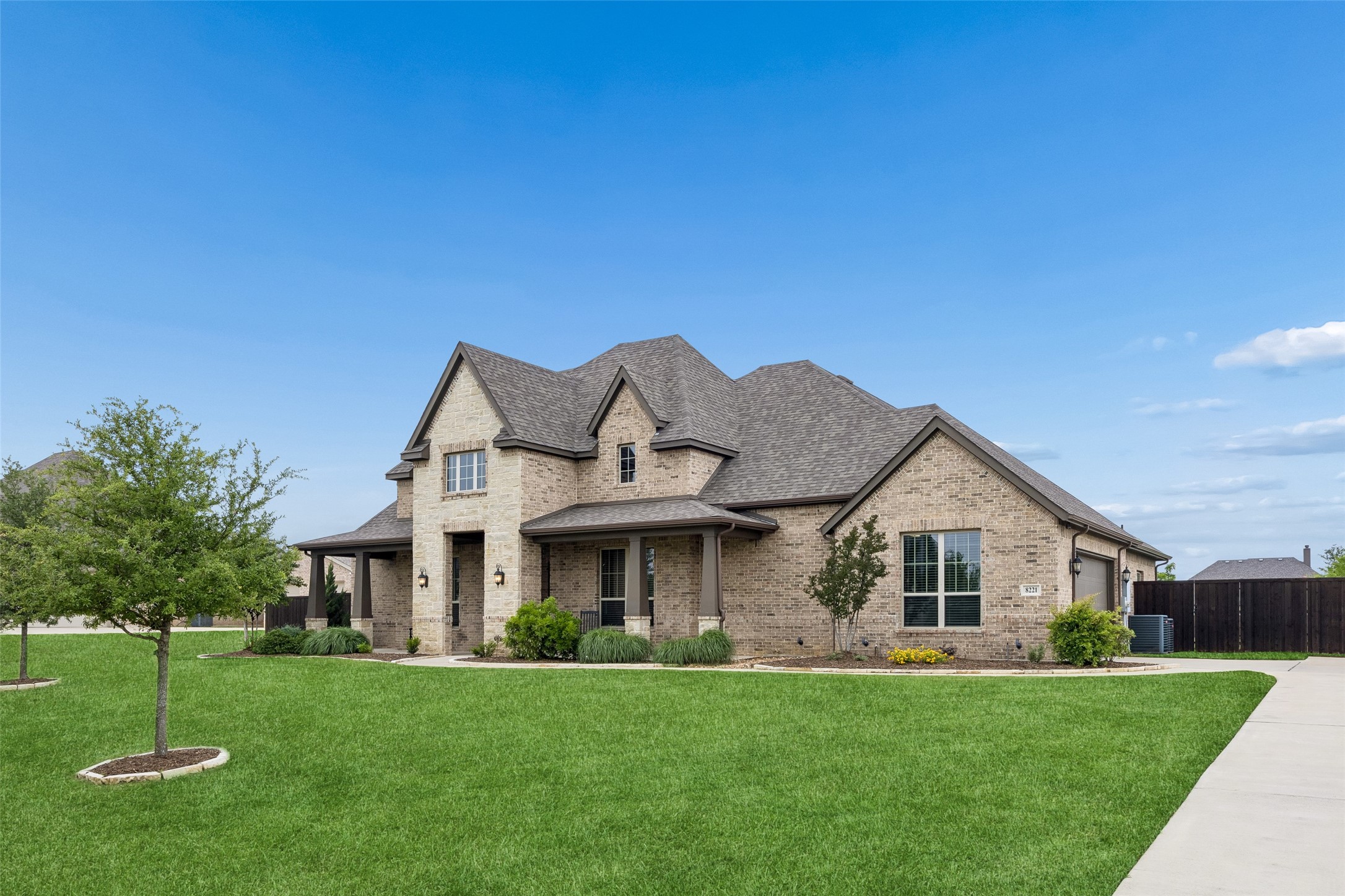 8221 Palmer Lane Waxahachie TX 75167