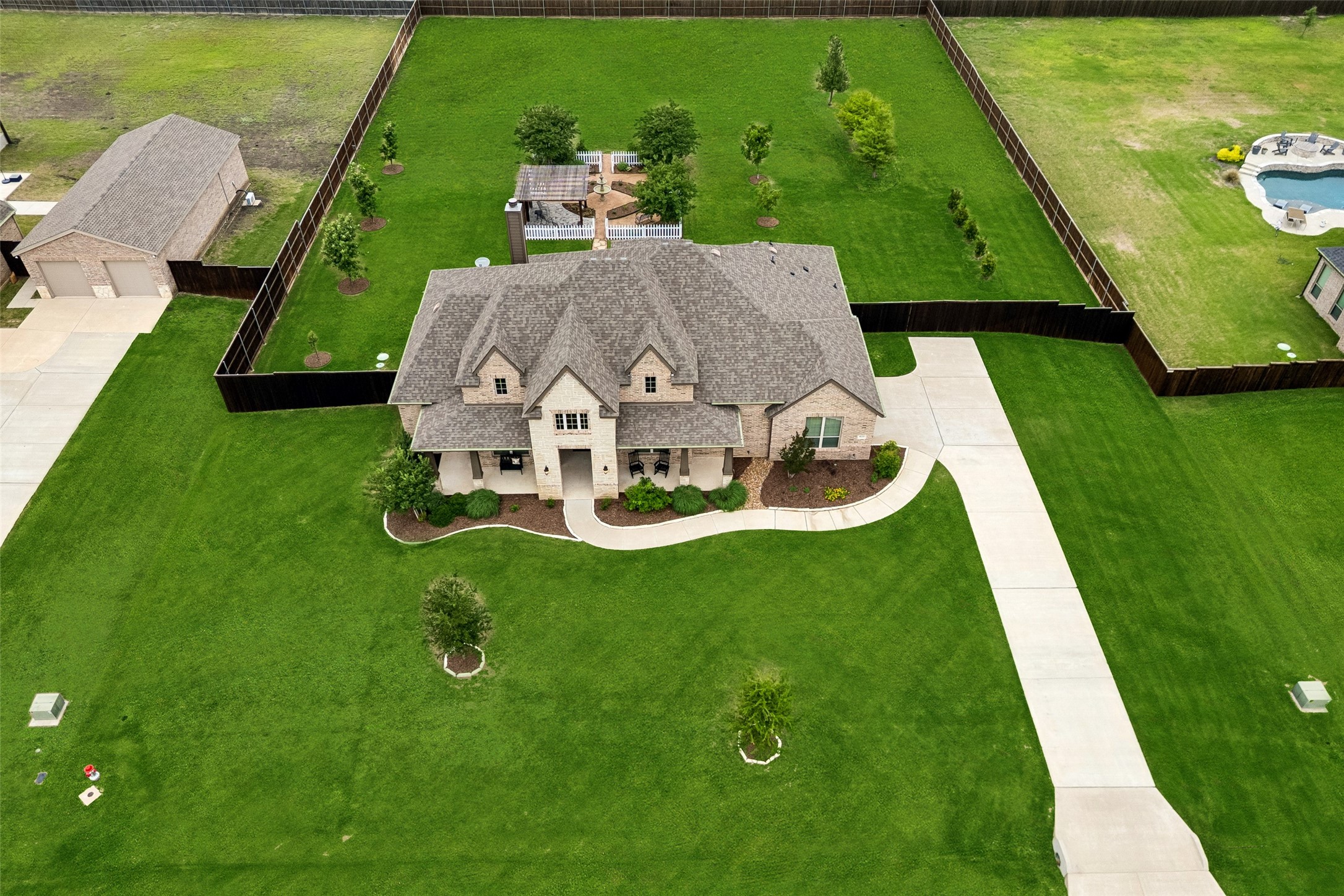 8221 Palmer Lane Waxahachie TX 75167