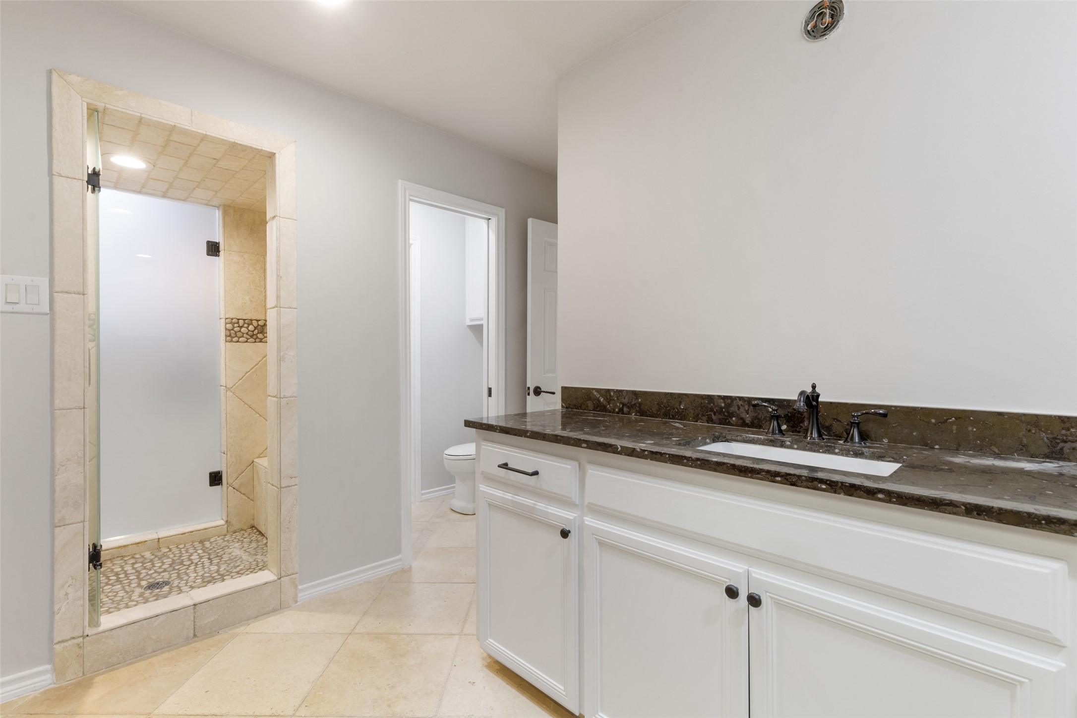 5827 Fallsview Lane Dallas TX 75252
