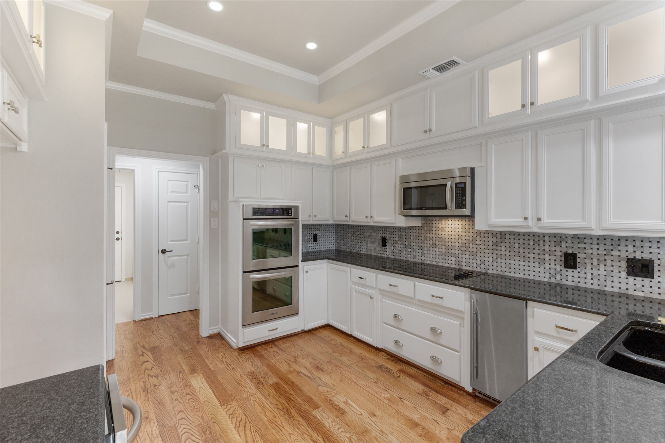 5827 Fallsview Lane Dallas TX 75252