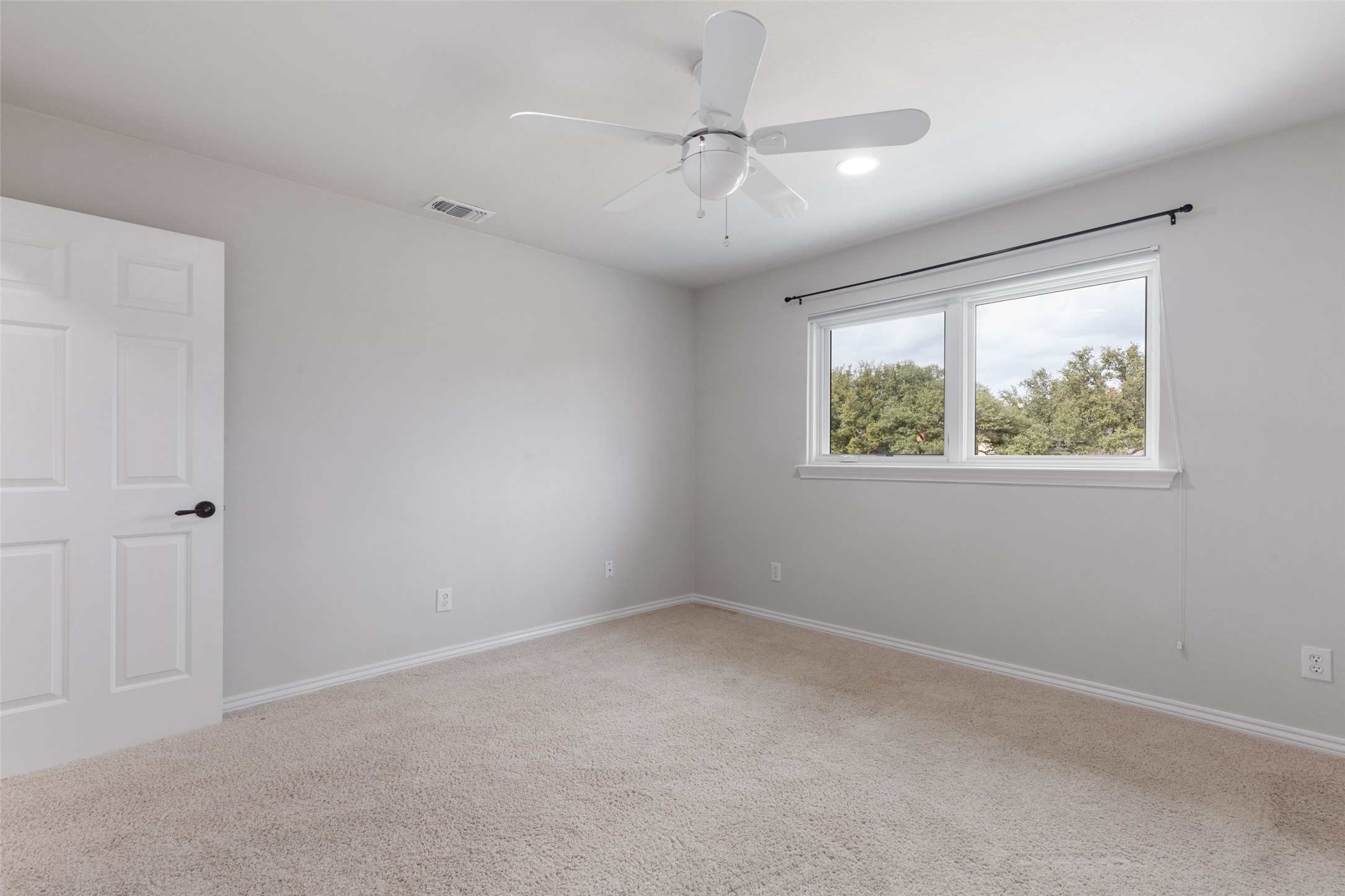 5827 Fallsview Lane Dallas TX 75252