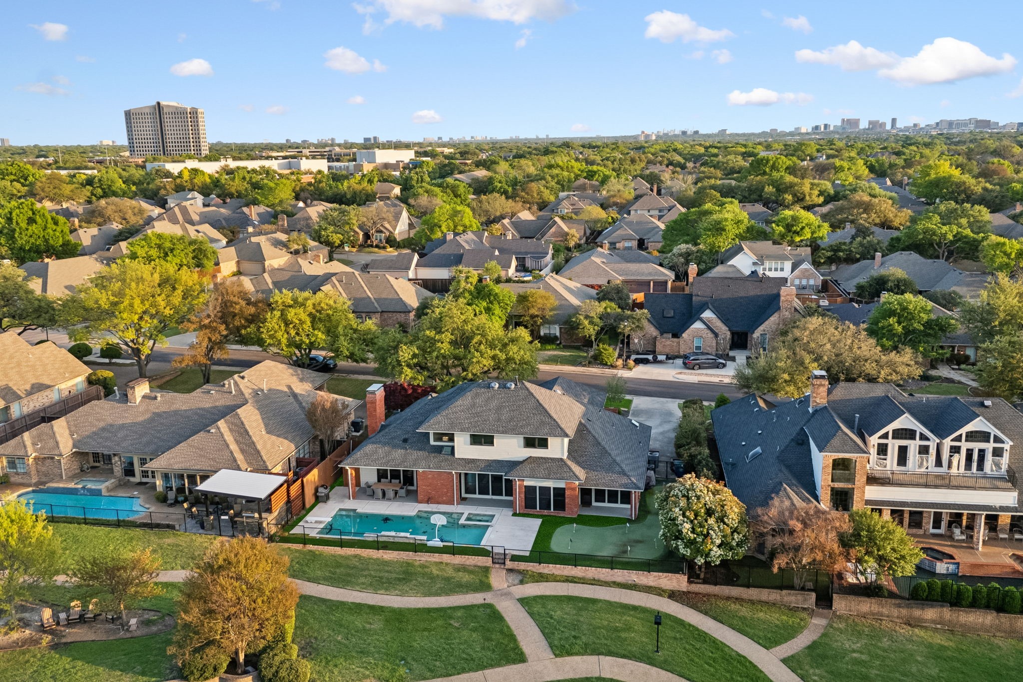 5827 Fallsview Lane Dallas TX 75252