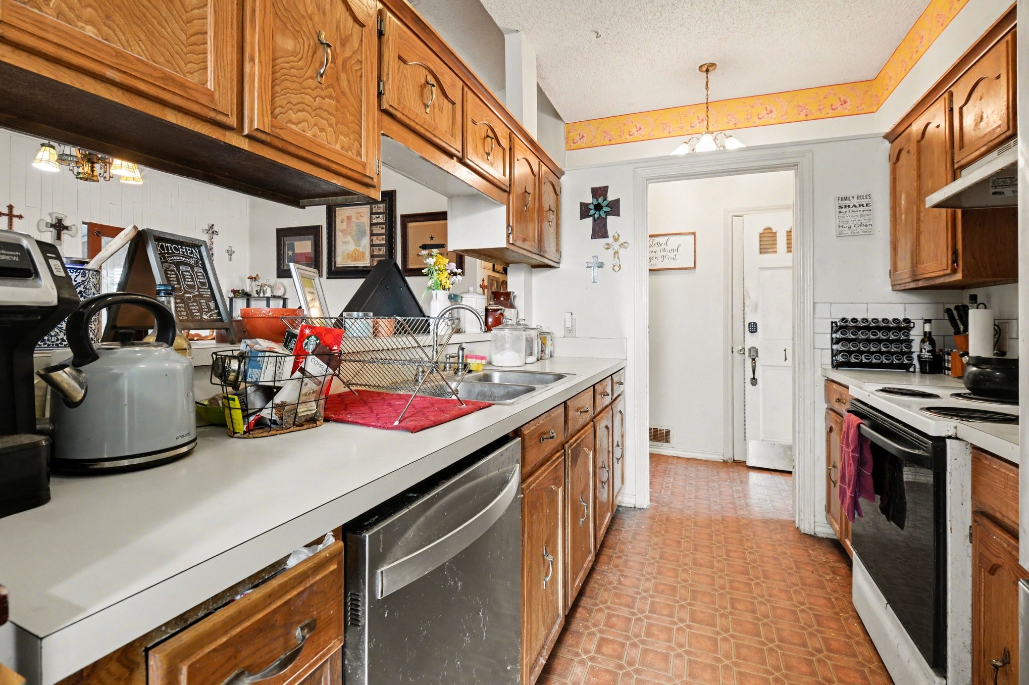 1108 Savannah Drive Ennis TX 75119