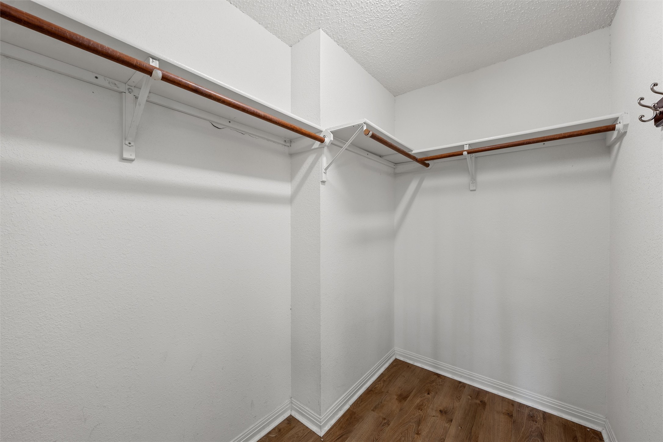 163 Topaz Circle Hewitt TX 76643