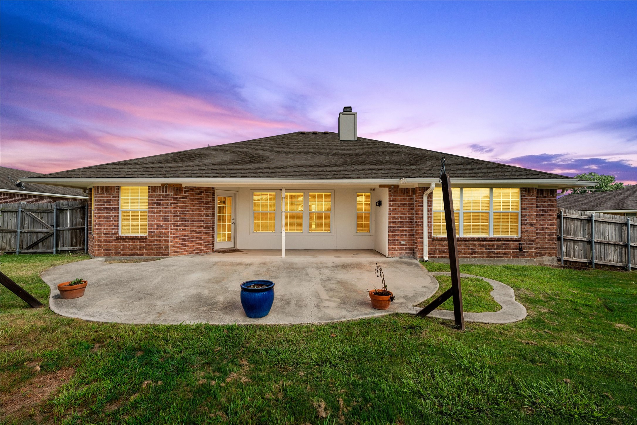 163 Topaz Circle Hewitt TX 76643