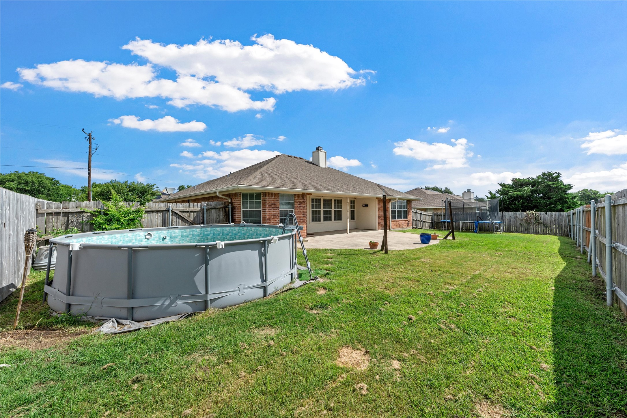 163 Topaz Circle Hewitt TX 76643