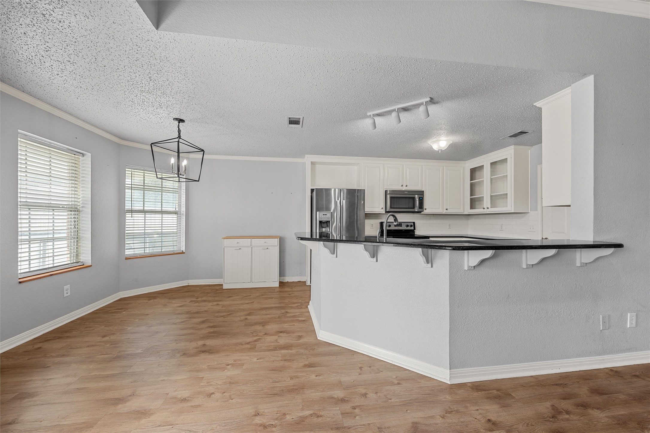 163 Topaz Circle Hewitt TX 76643